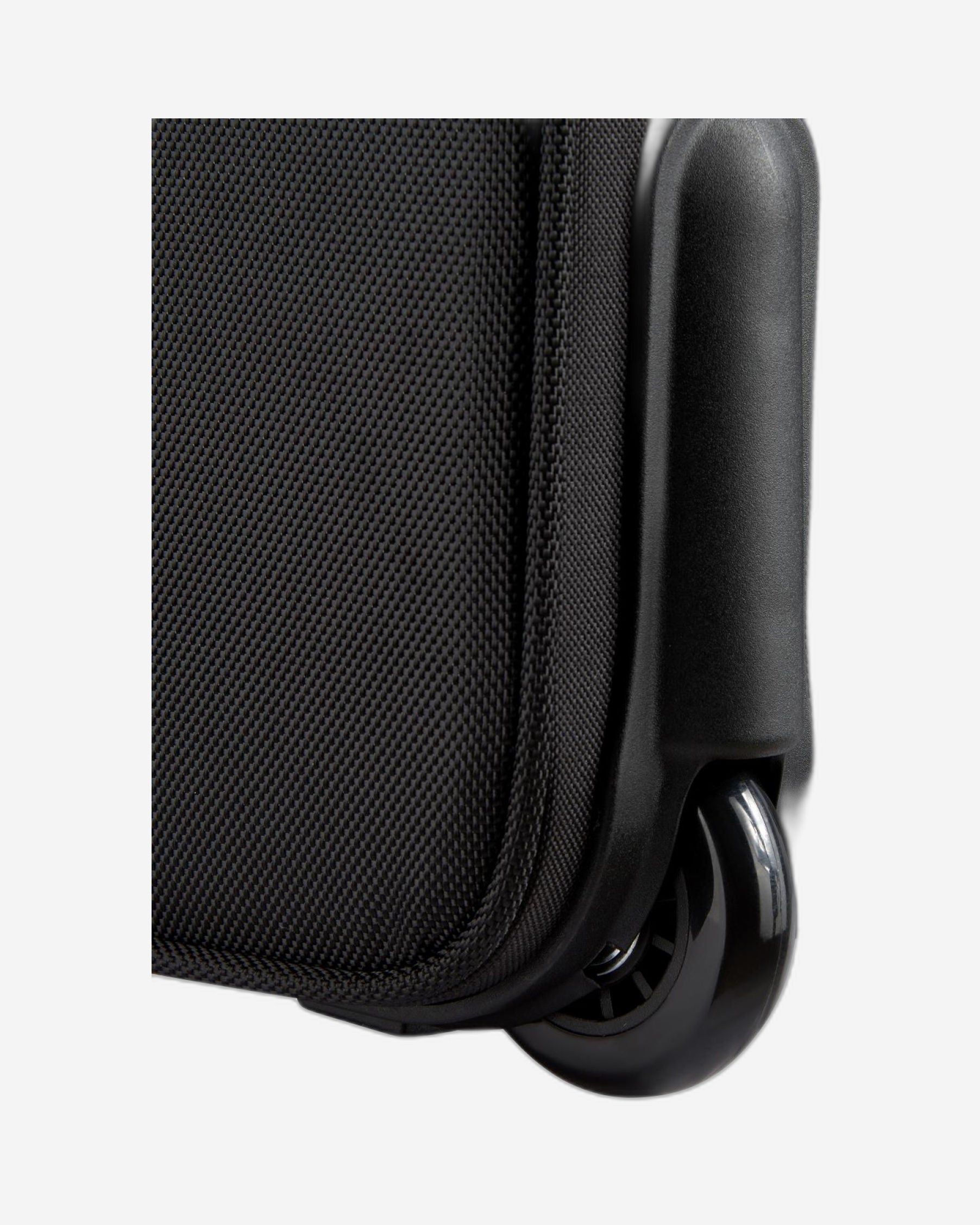 Delsey Paris Parvis Plus 2 Wheel Laptop Cabin Trolley Boardcase Black