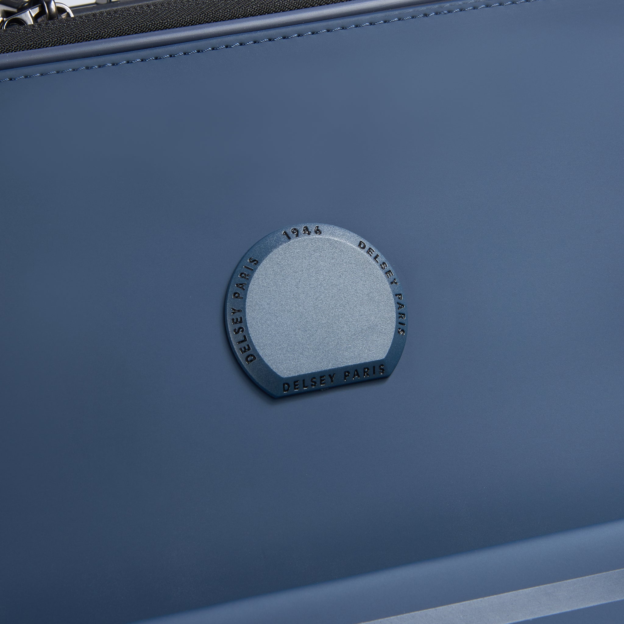 Delsey Paris Turenne 2.0 Softcase Expandable 4 Double Wheel Luggage Trolley