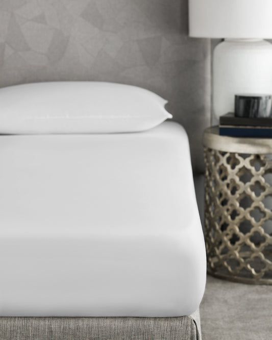 Togas Avari Fitted Sheet in White
