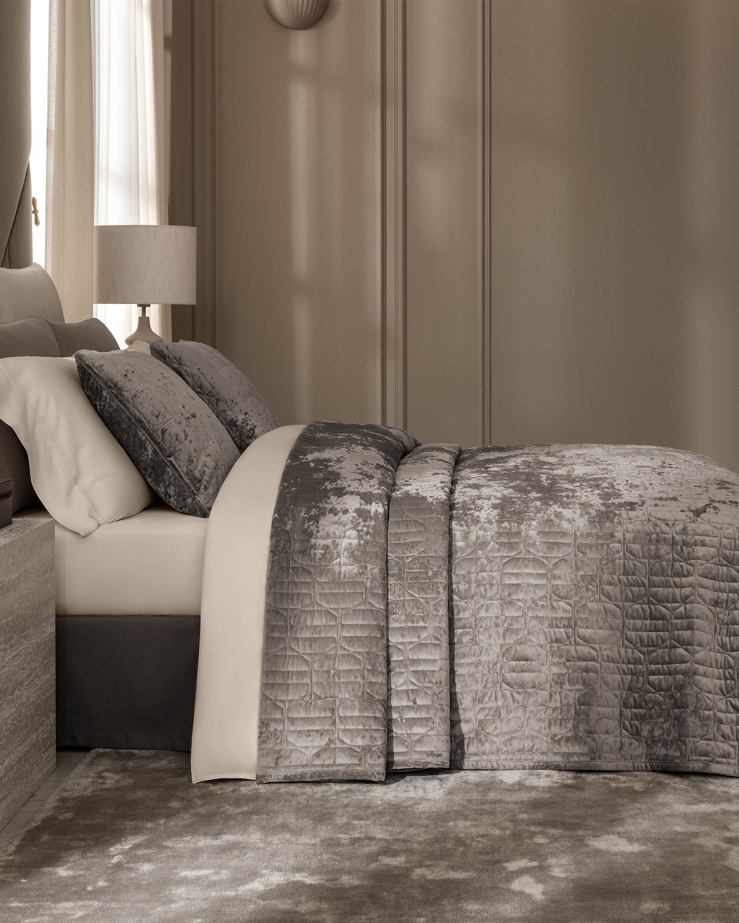 Togas Arnas Bedcover in Brown