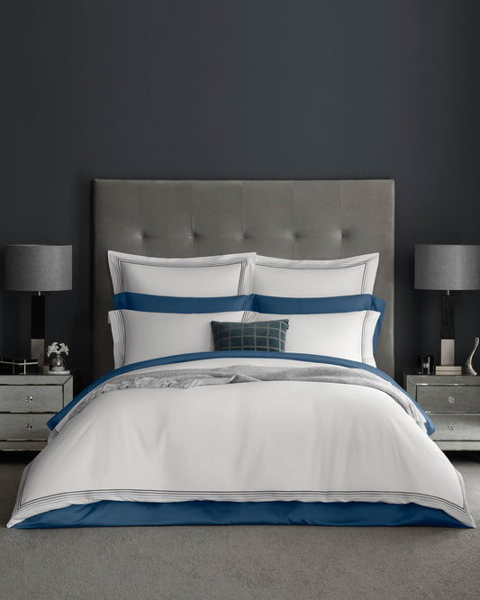 Togas Linari bed set in White Grey