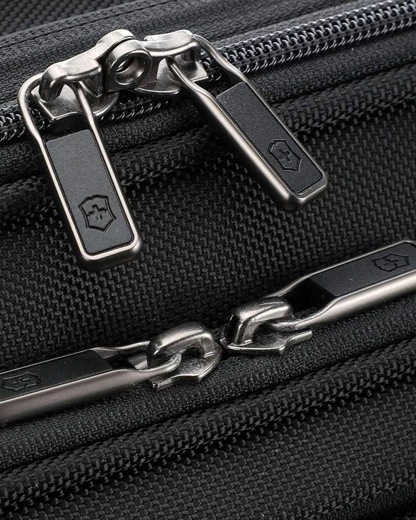 Victorinox Werks Traveler 6.0