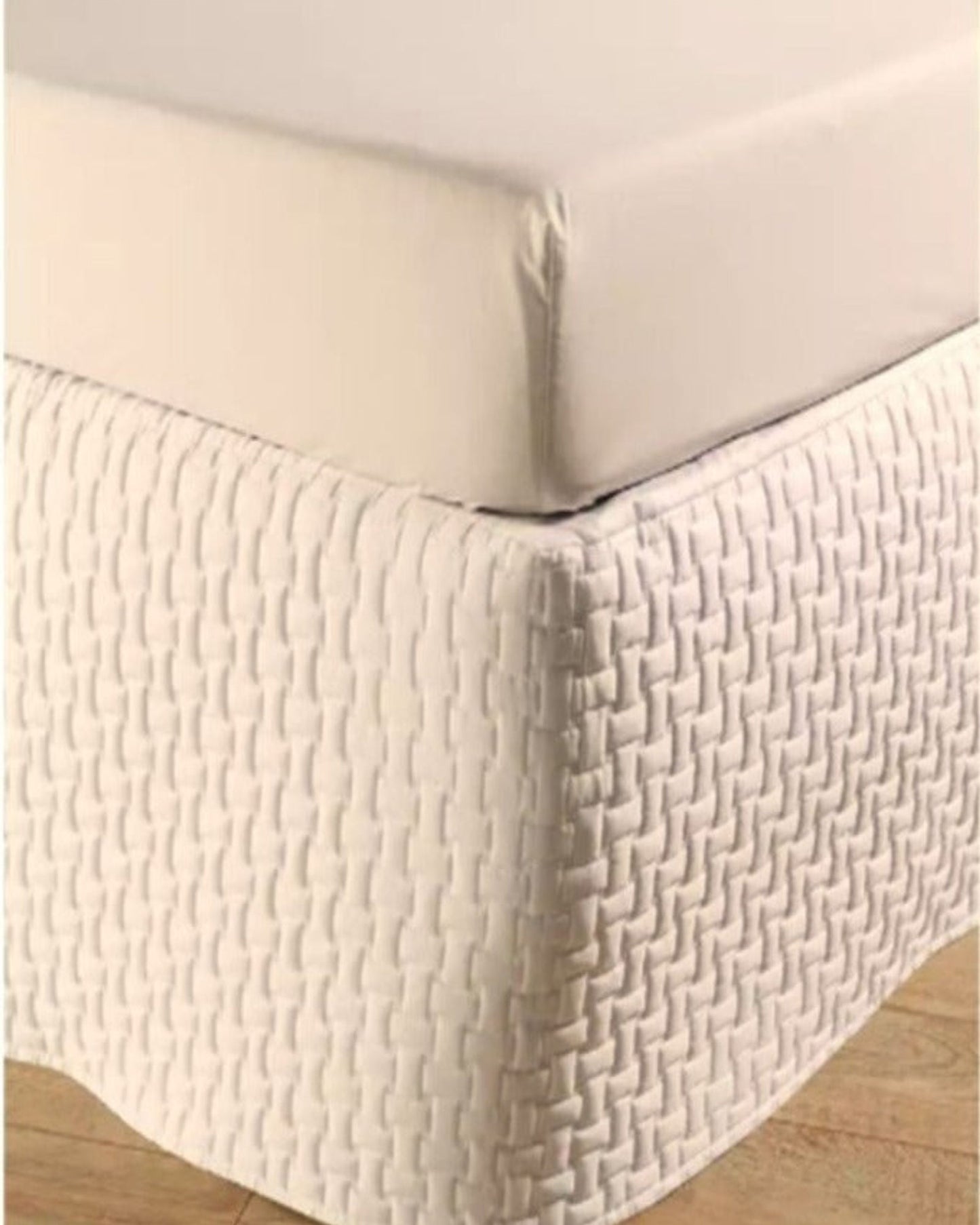 Christy Windsor Bed Skirt Cream