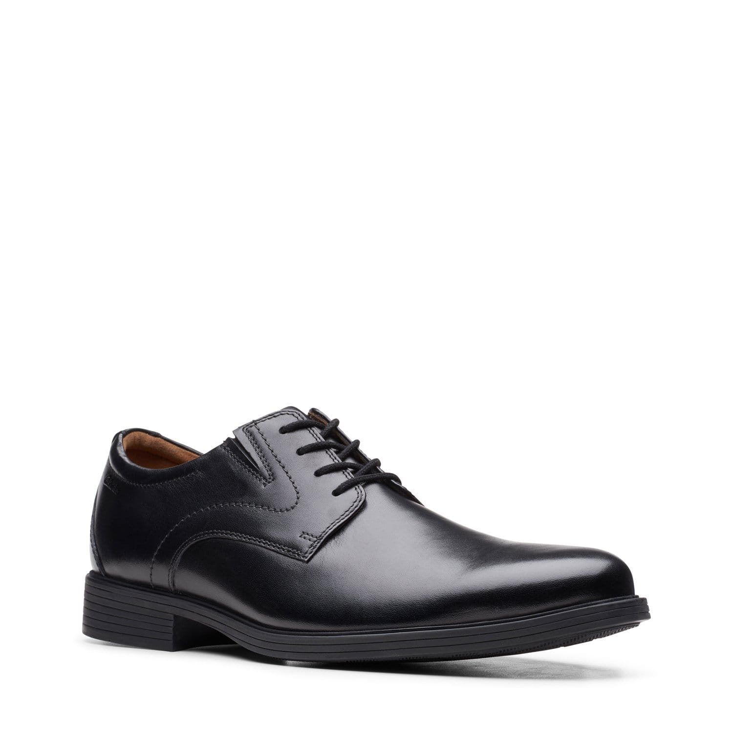 Clarks Whiddon Plain Shoes (Standard Fit)