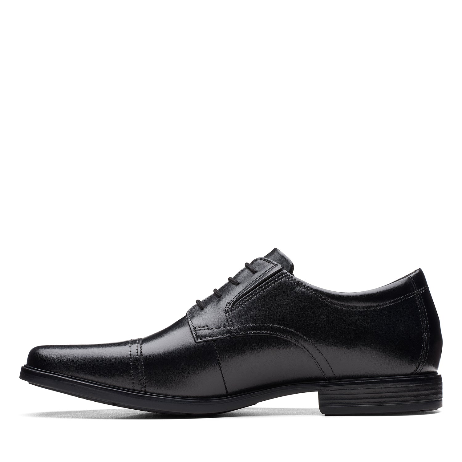 Clarks Howard Cap Shoes (Wide Fit)