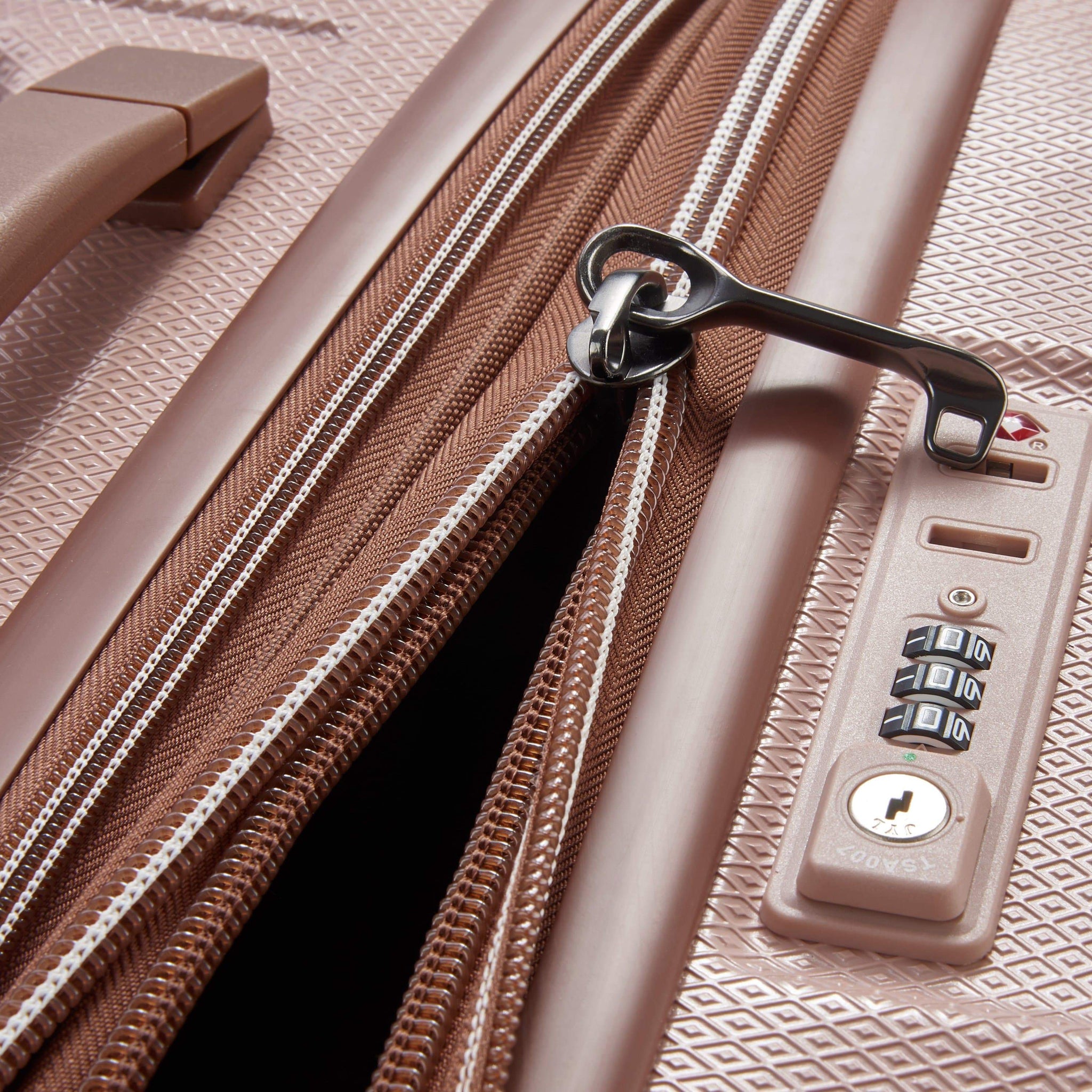 Delsey Paris Carrousel