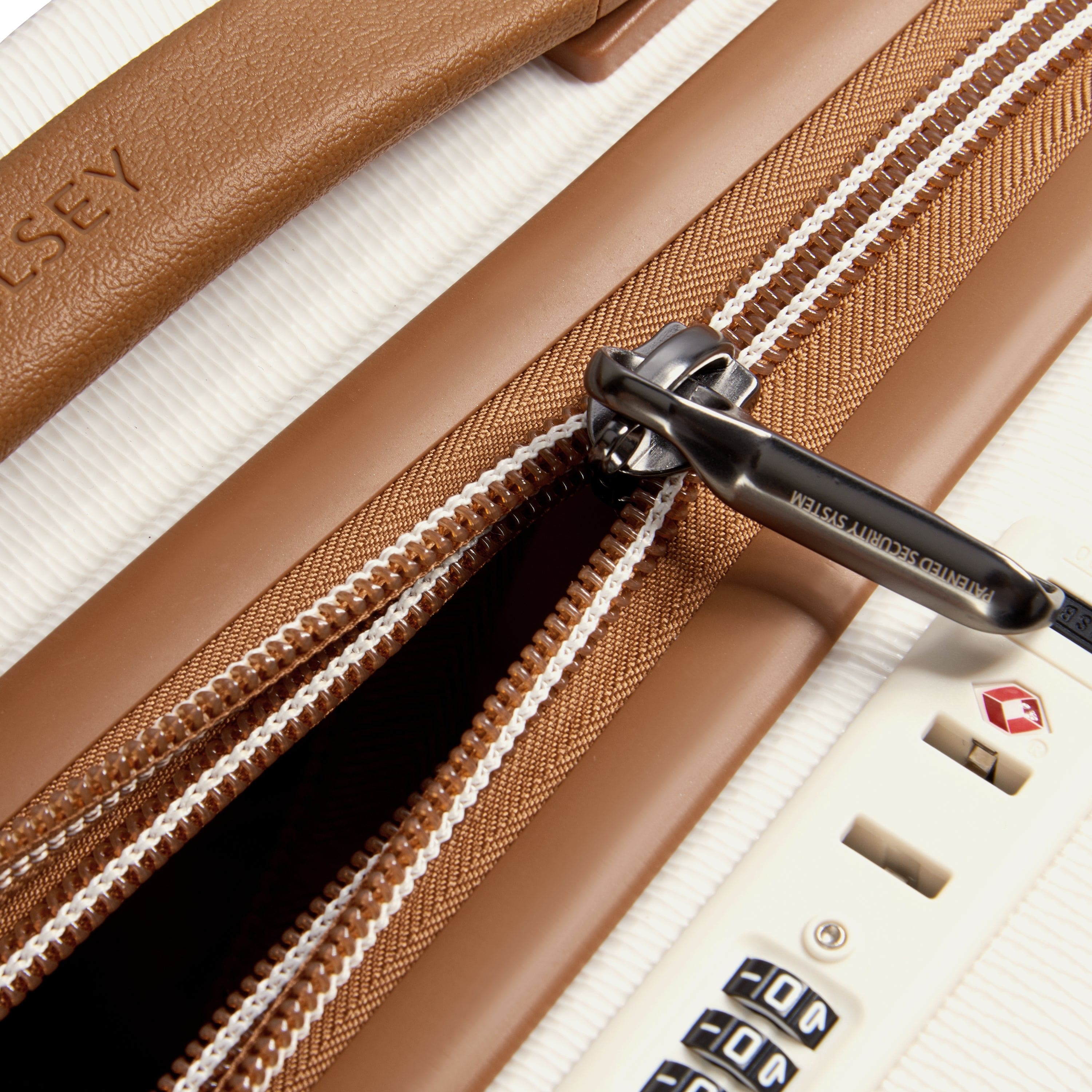 Delsey Paris Chatelet Air 2.0