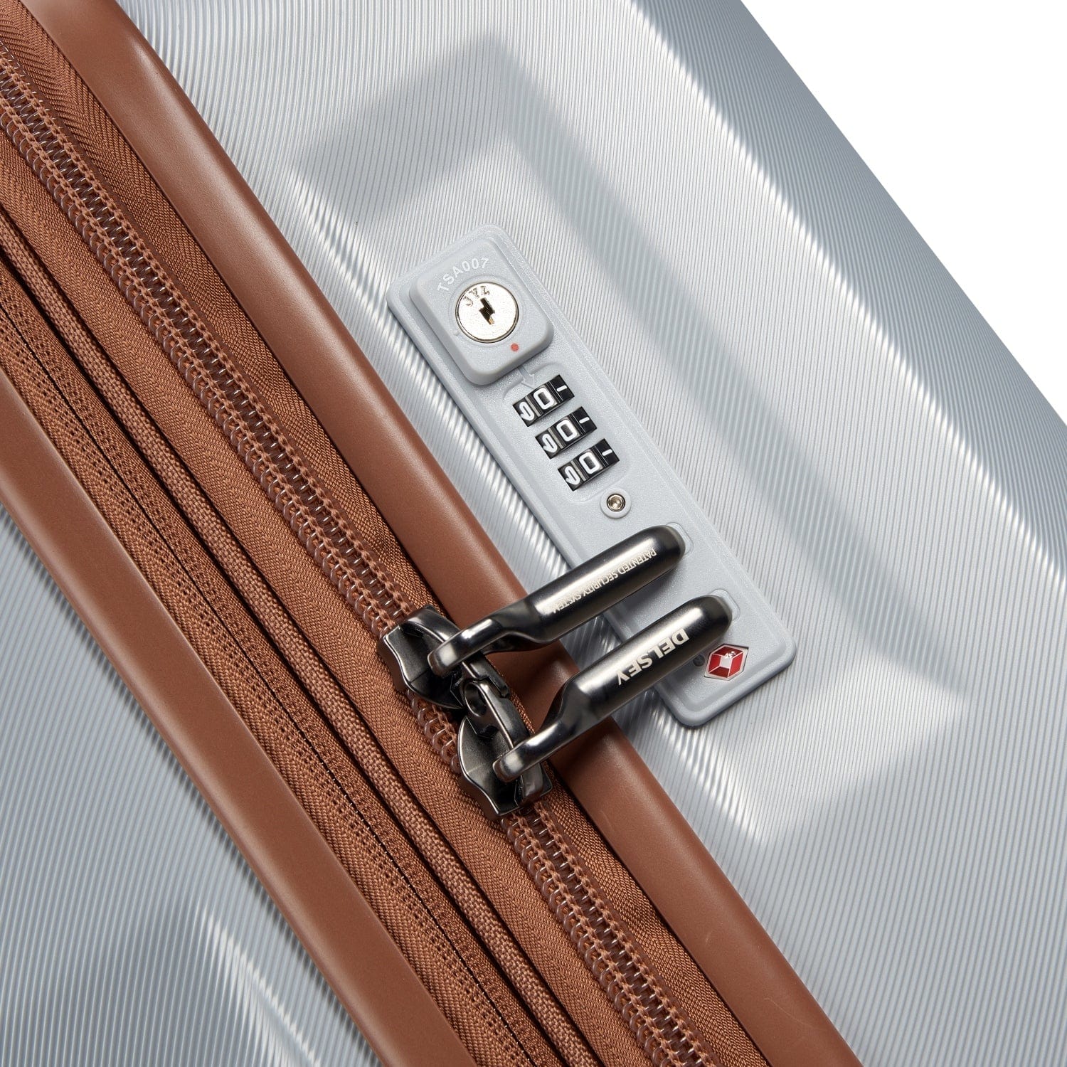 Delsey Paris Promenade Hard 2.0