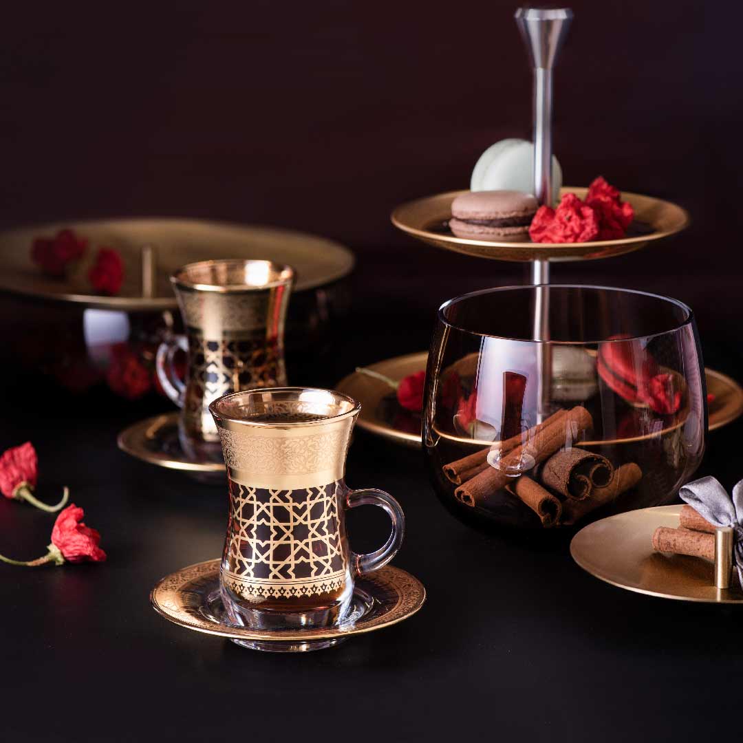 Dimlaj Cordoba Set of 6 Pcs Tea Istikanas and Saucers (Gold)