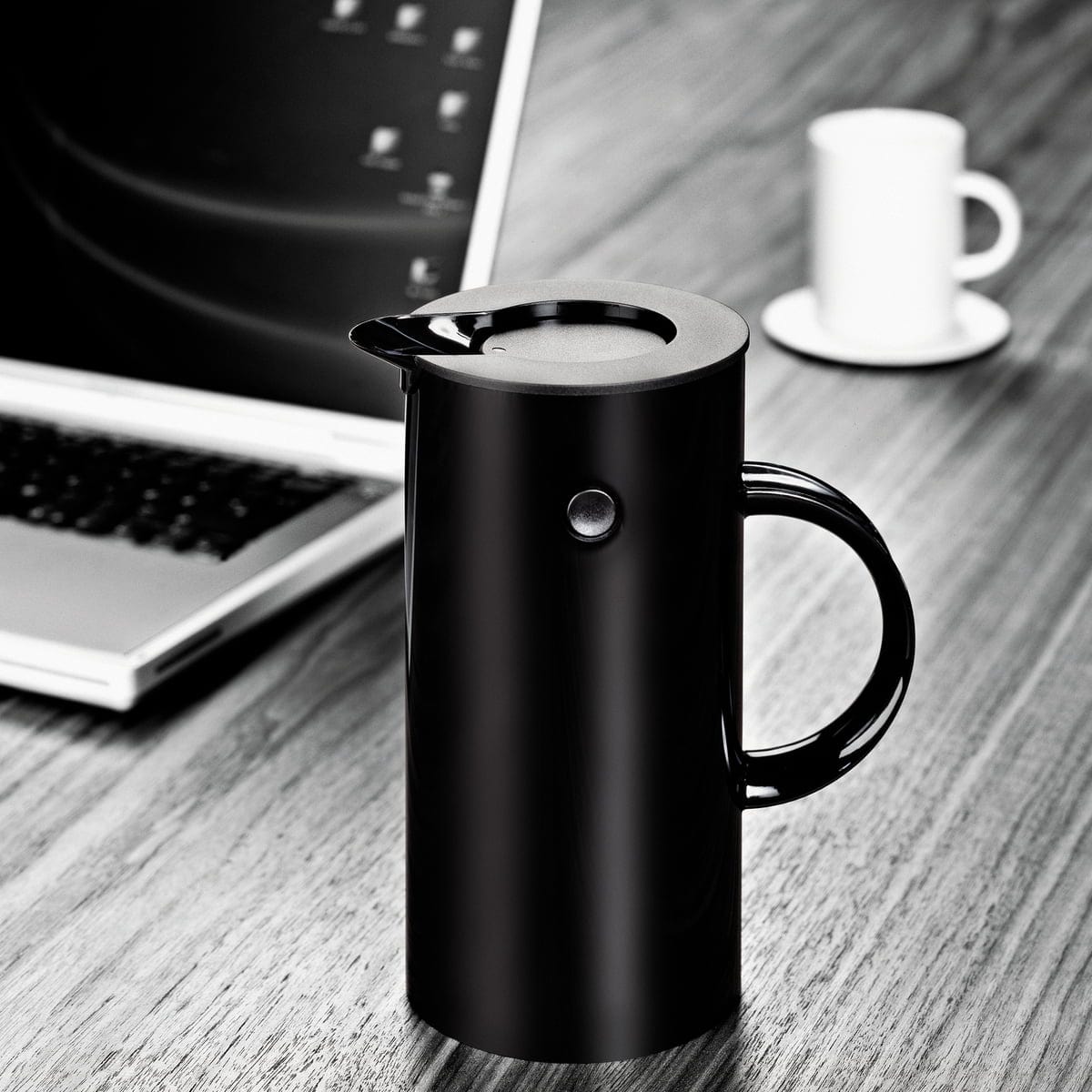 Stelton EM77 vacuum jug, 0.5 l. - black 935