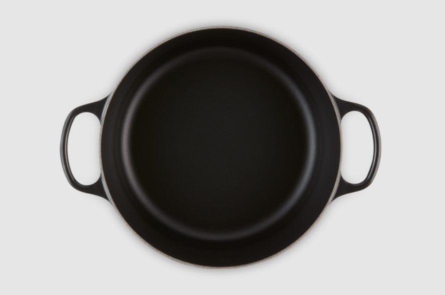 LE CREUSET ROUND FRENCH OVEN 24CM SATIN BLACK