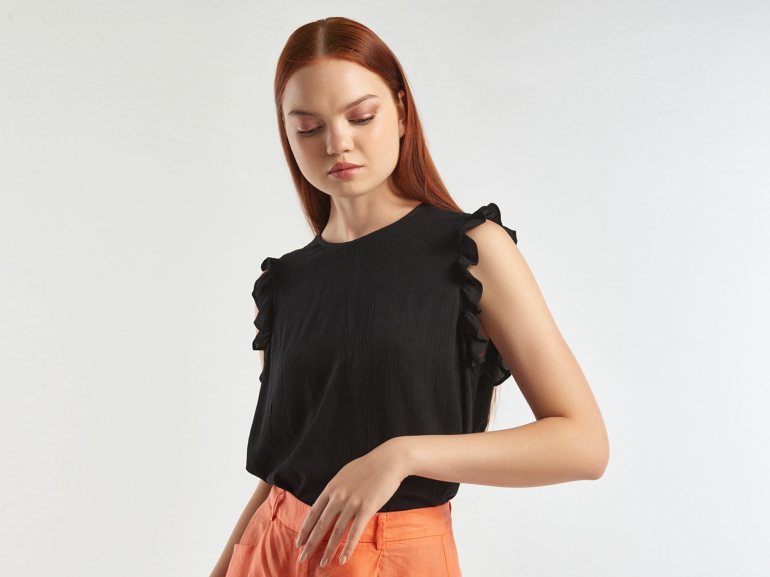 Flowy blouse with rouches