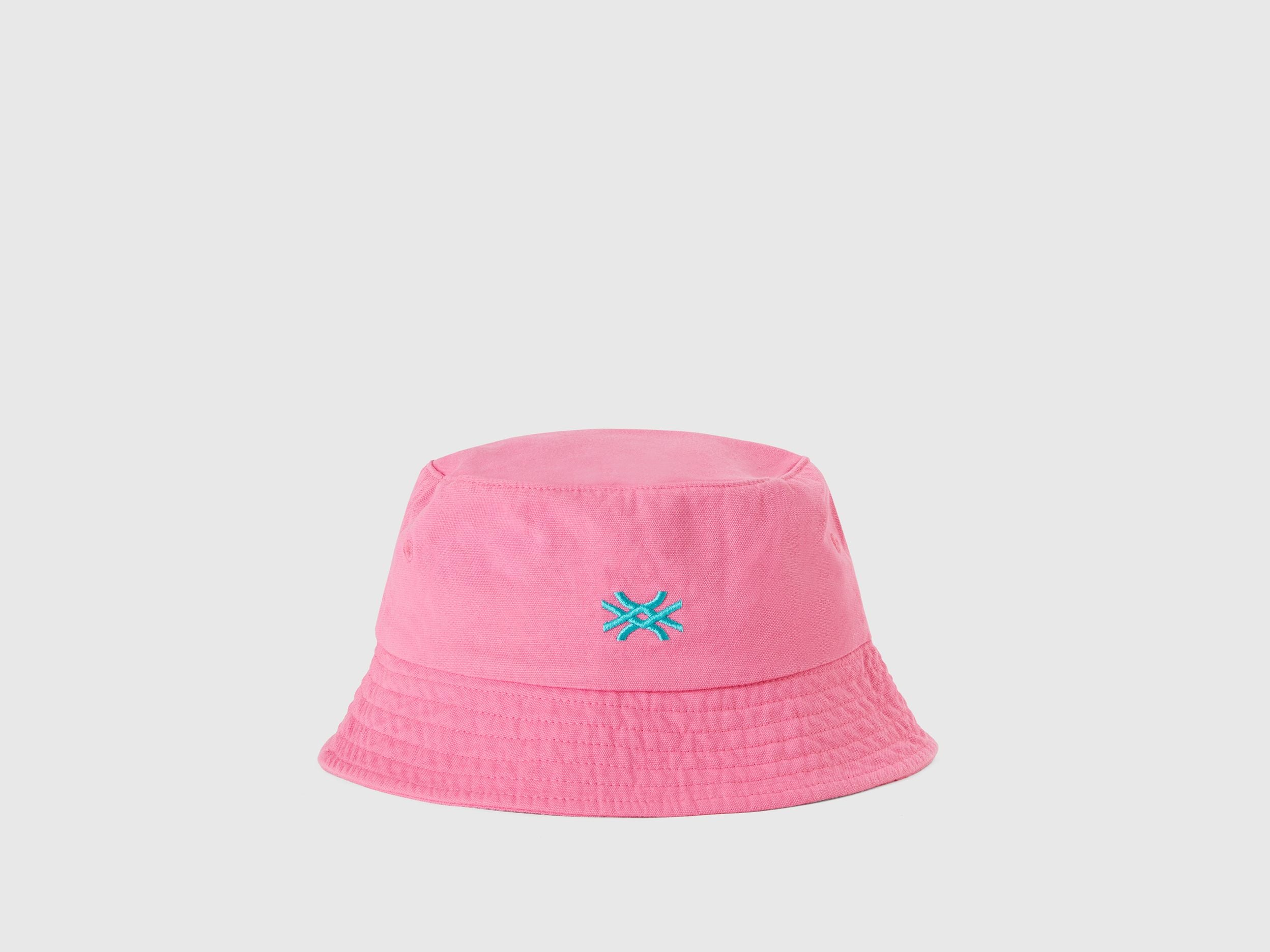 Fisherman's hat with logo