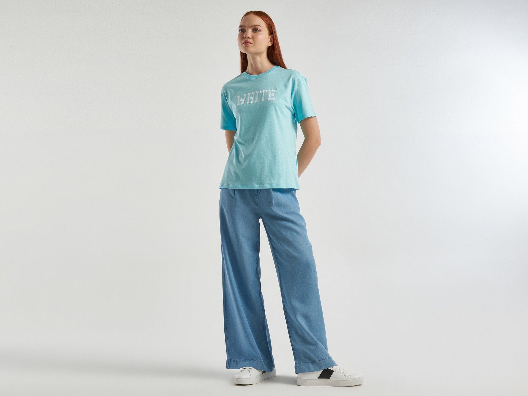 T-shirt with text print