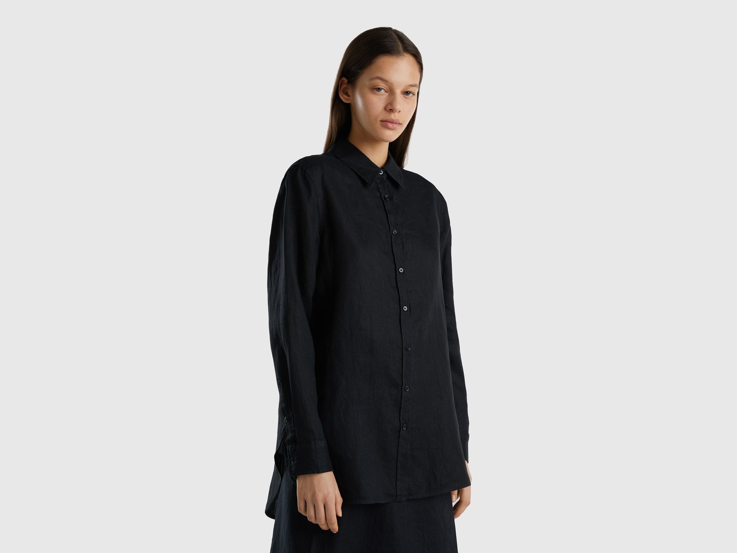 Long shirt in pure linen