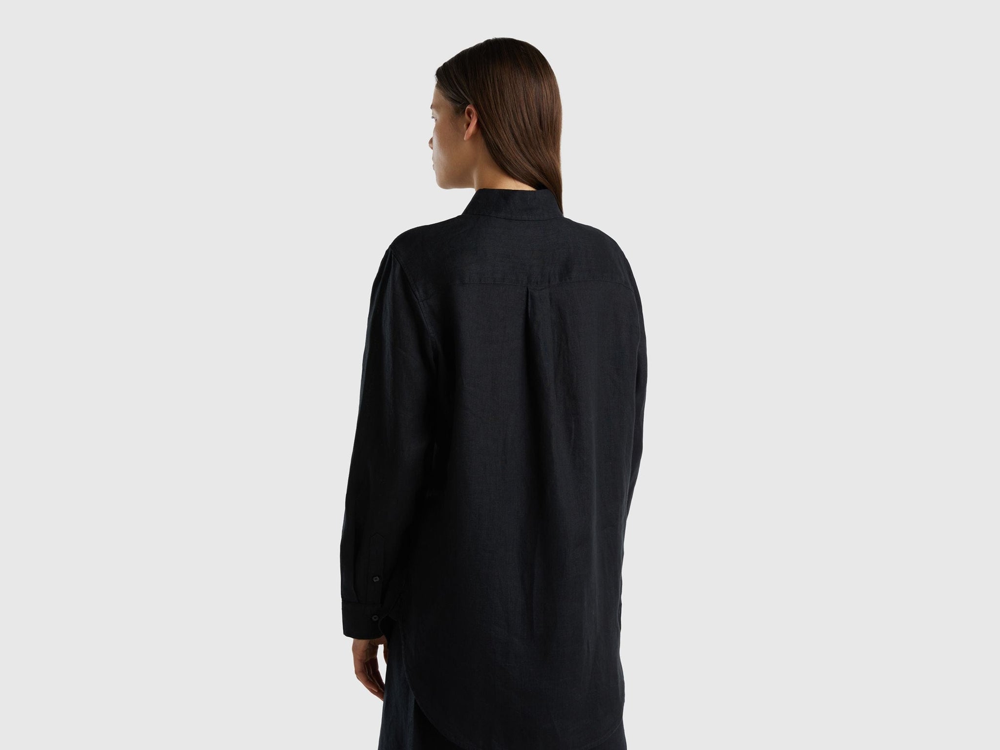 Long shirt in pure linen