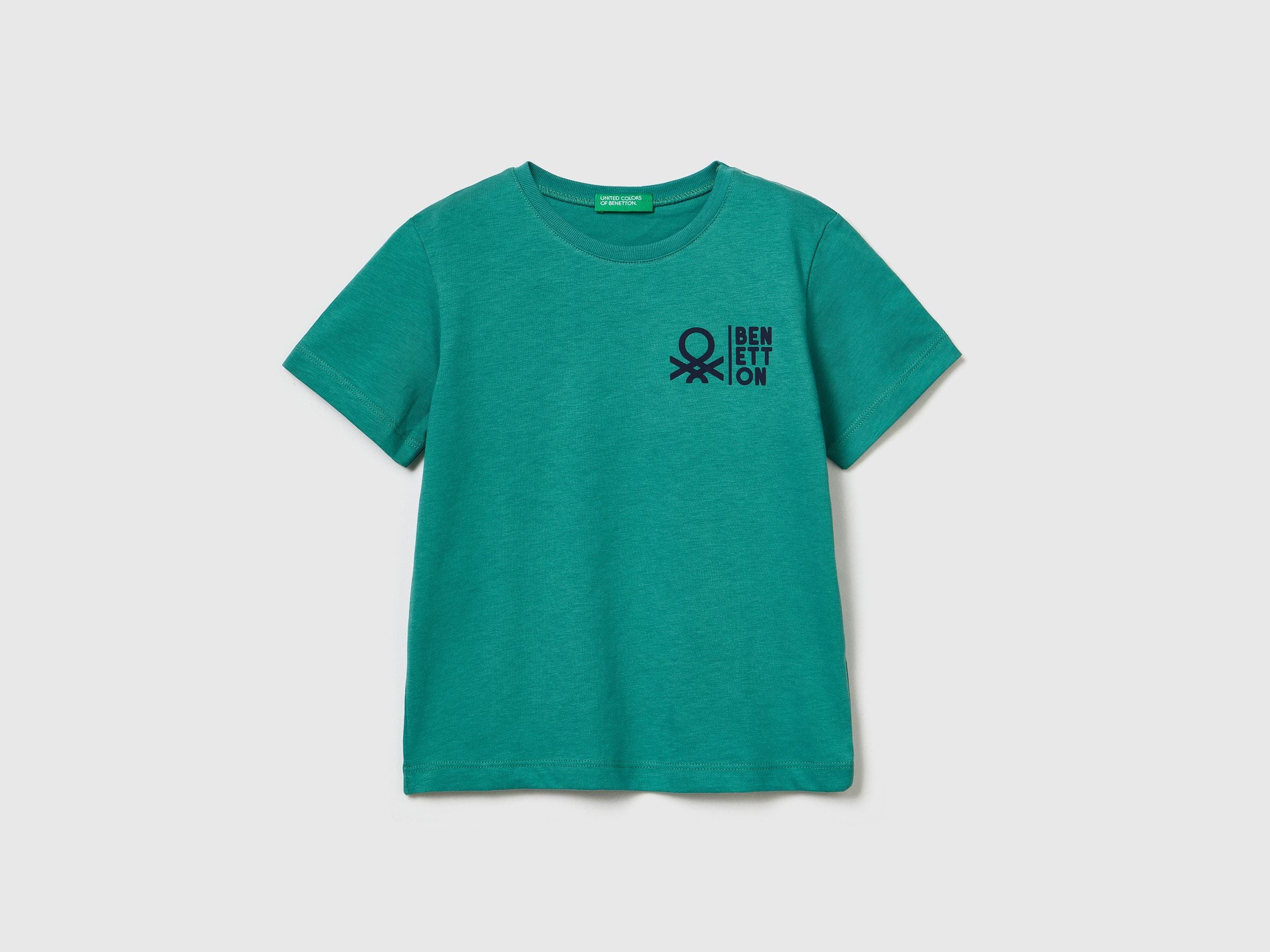 100% cotton t-shirt with logo