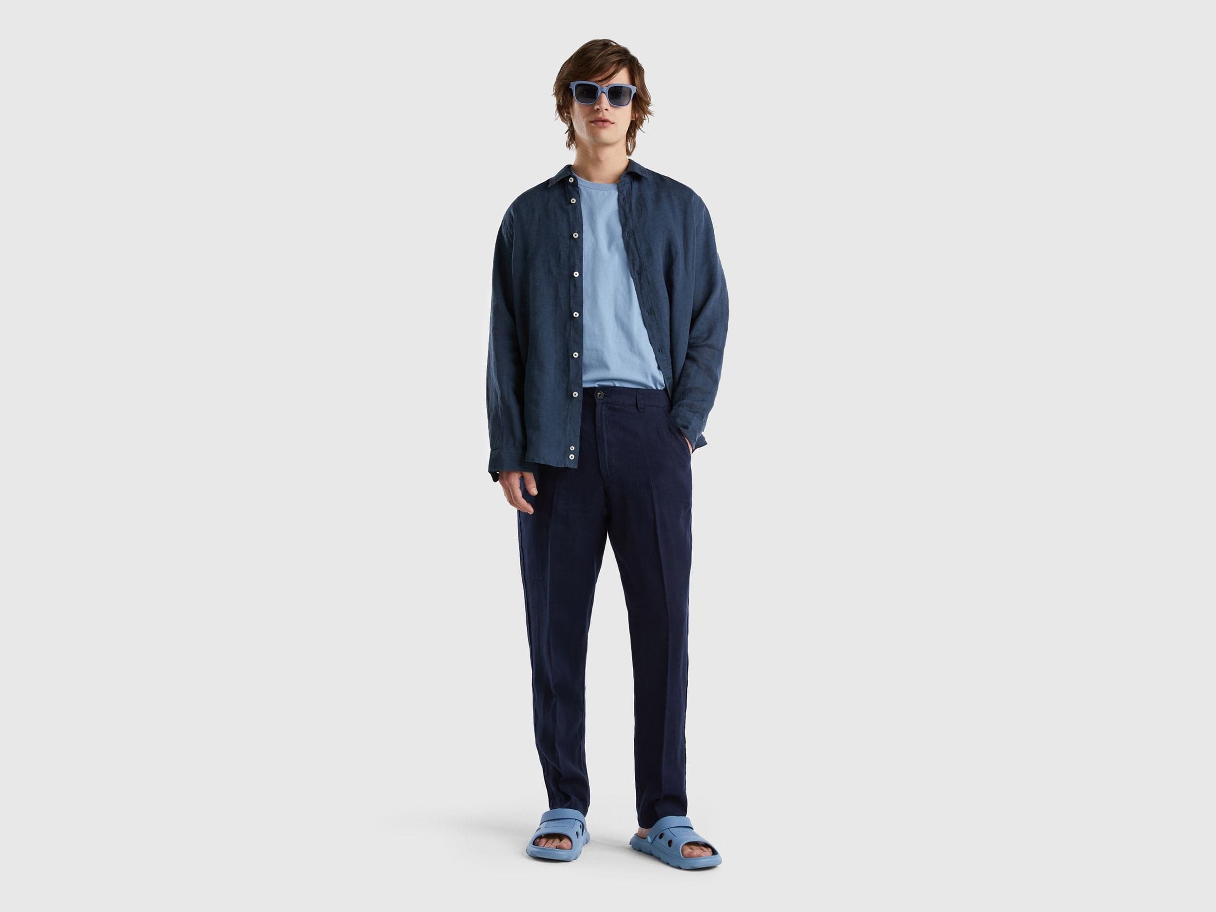 Chinos in pure linen
