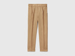 Cropped trousers in 100% linen