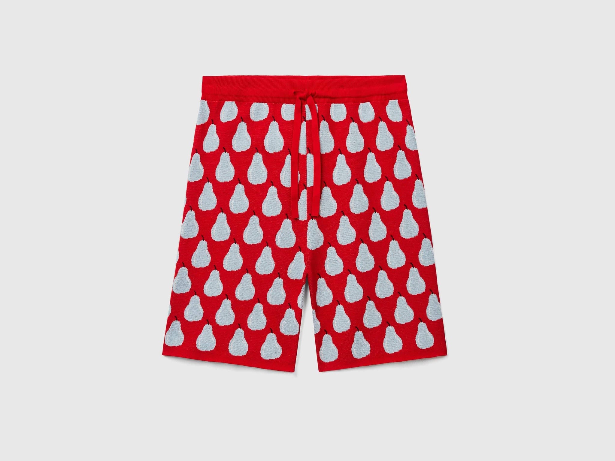 Bermudas with fruit pattern