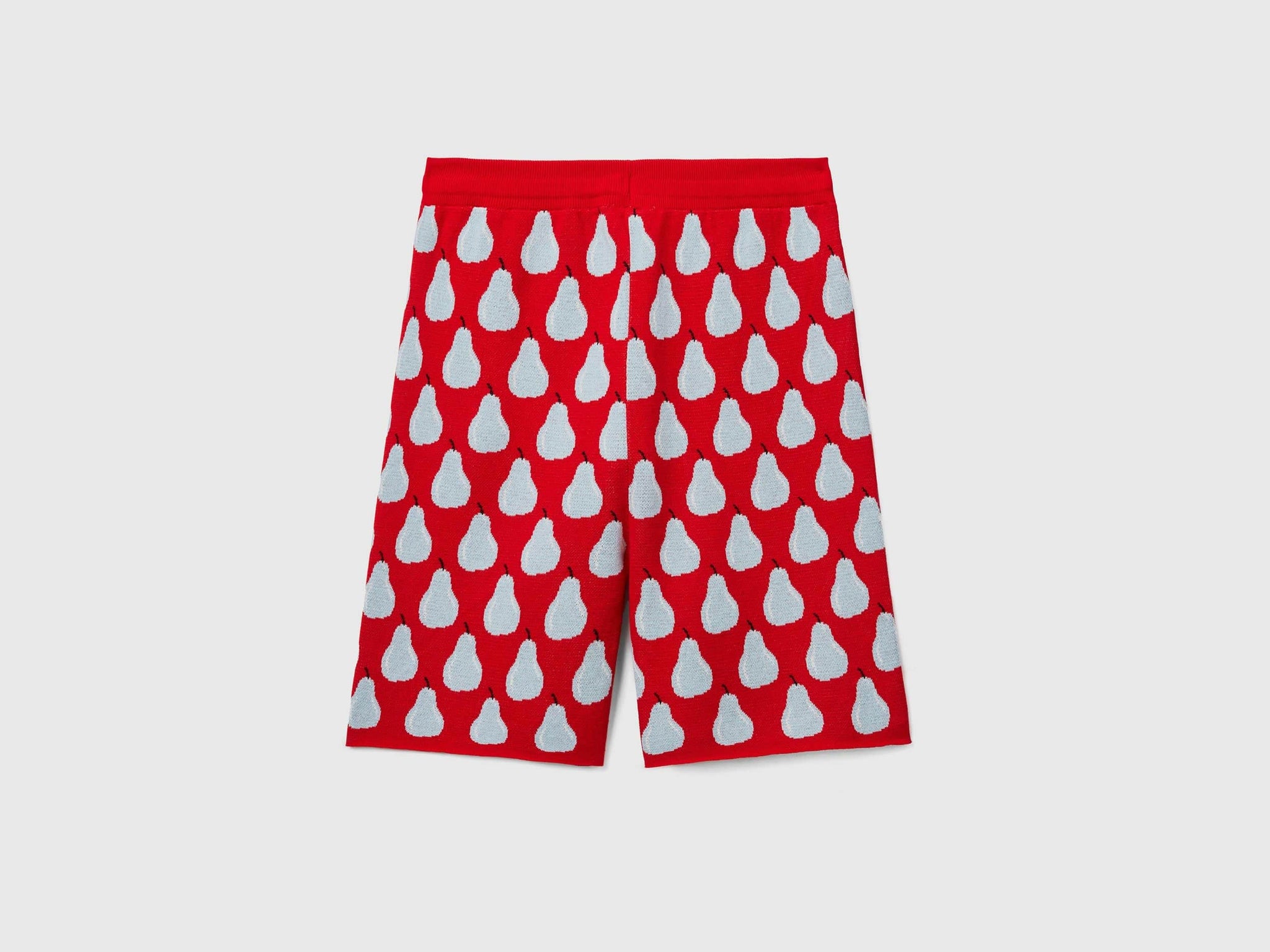 Bermudas with fruit pattern