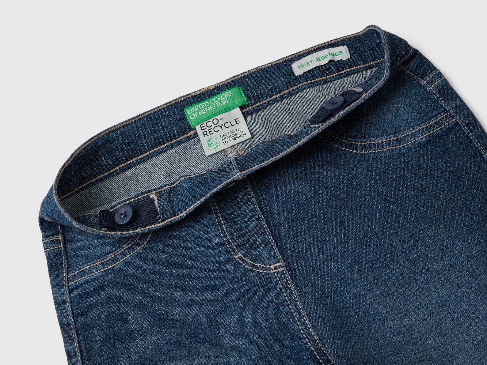 "Eco-Recycle" denim jeggings