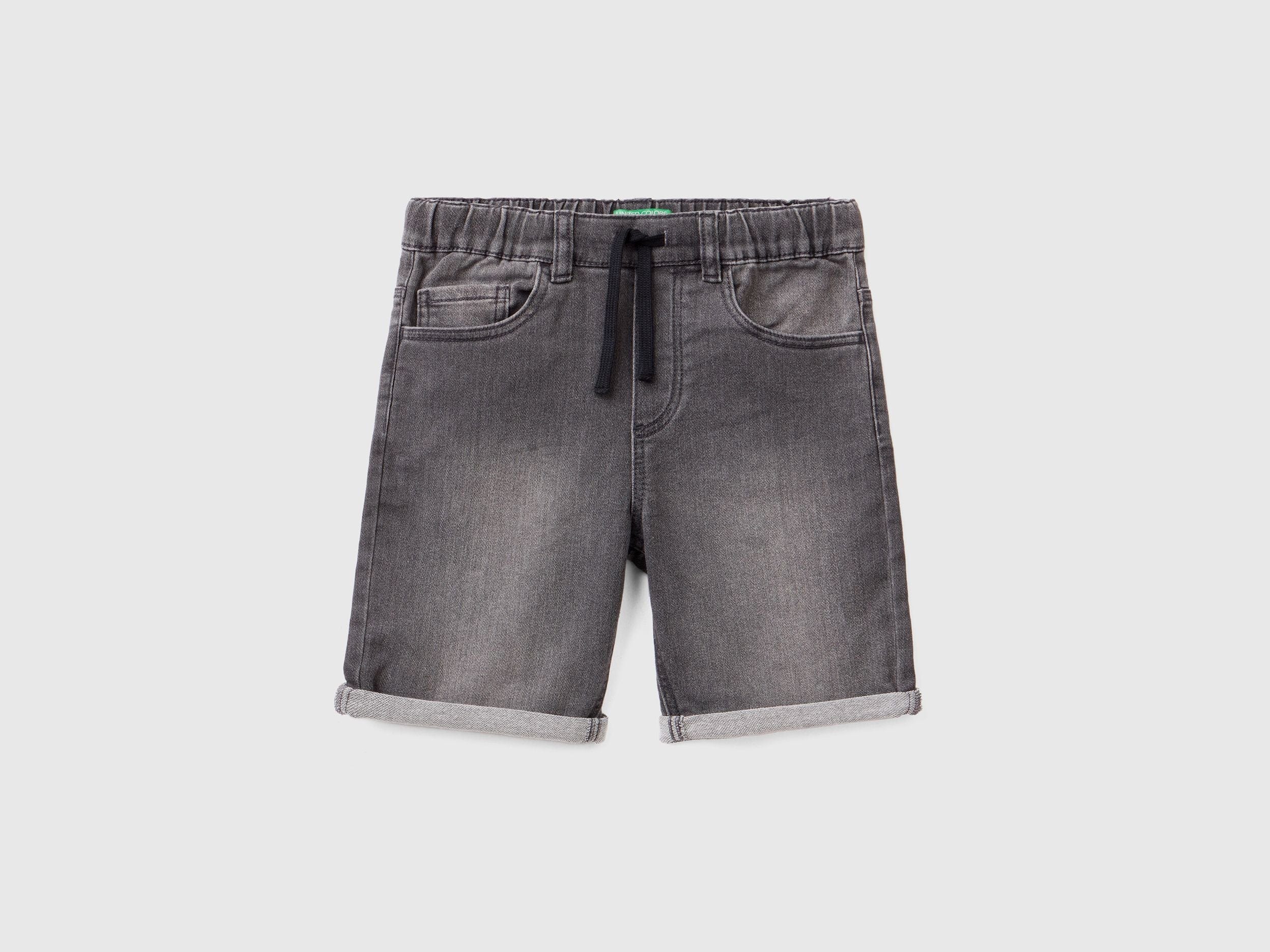 Bermudas in stretch denim