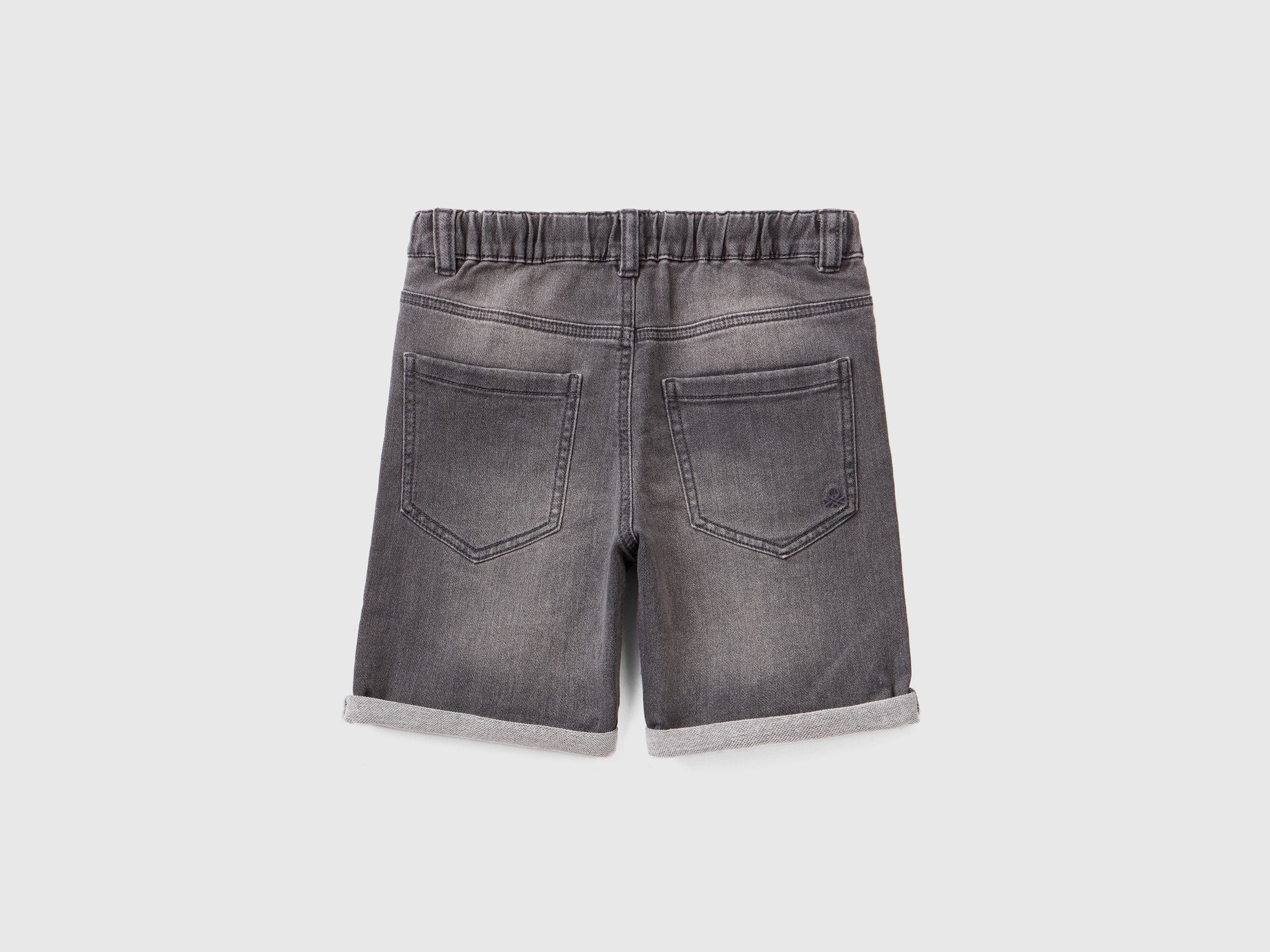Bermudas in stretch denim