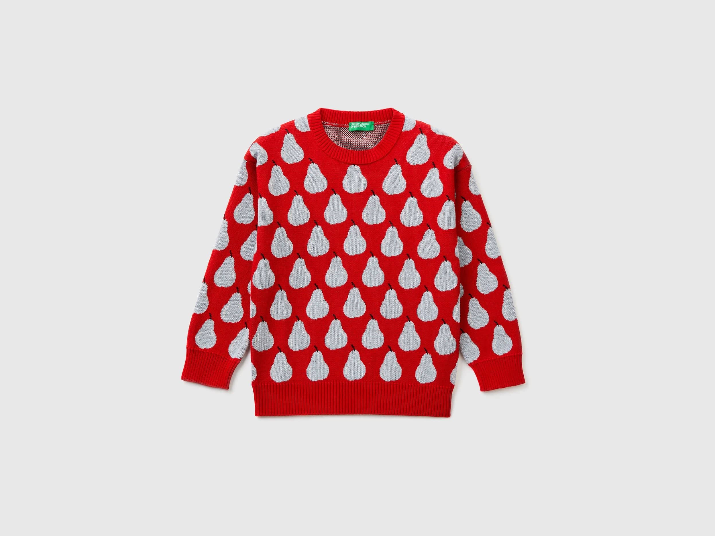 Sweater with fruit pattern
