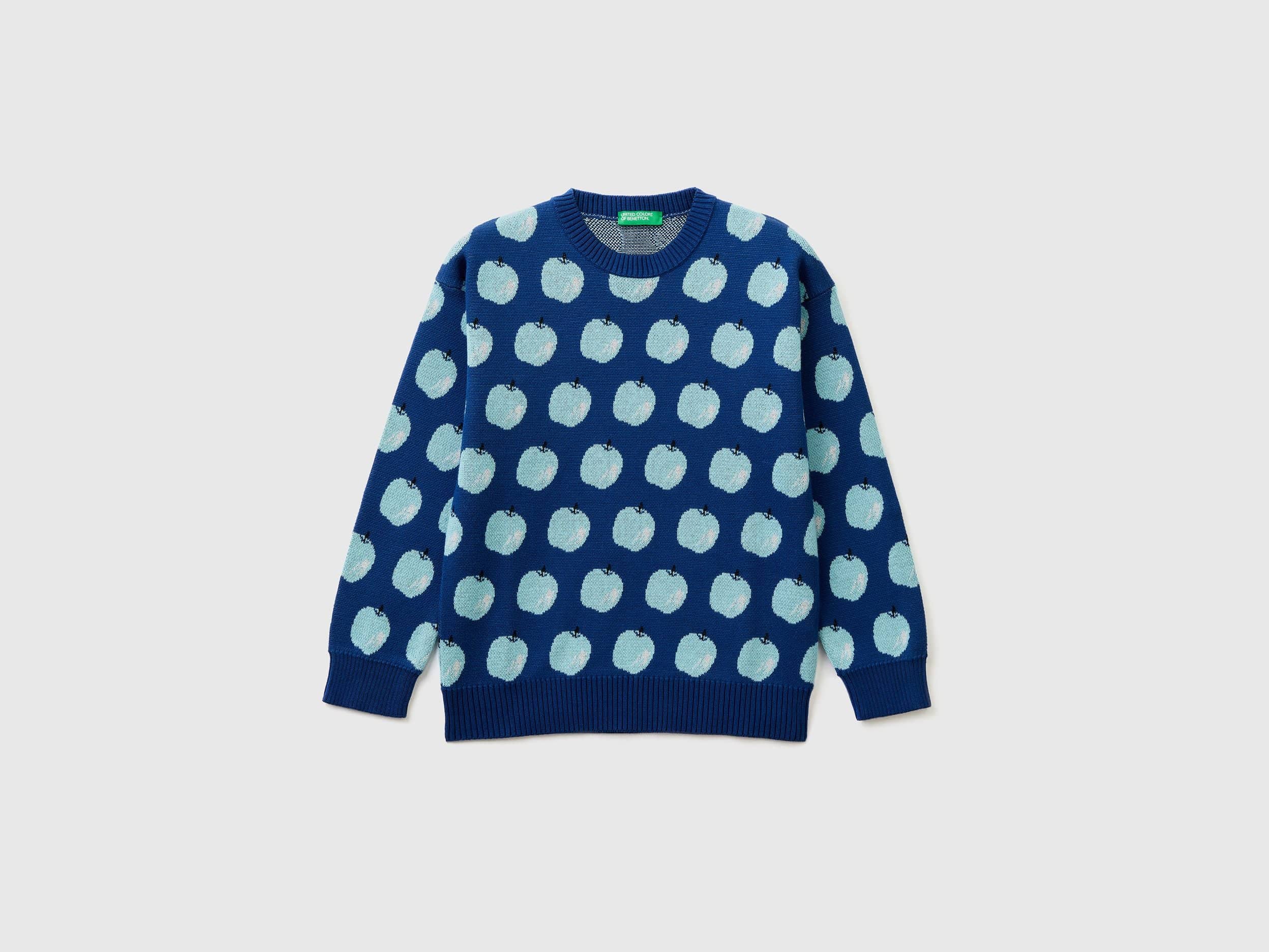 Sweater with fruit pattern