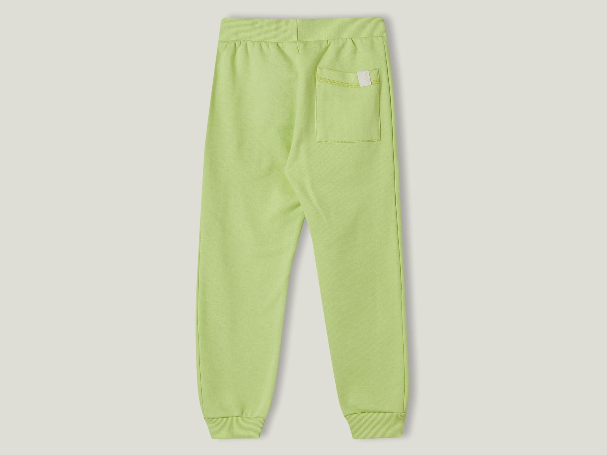 Joggers in recycled fabric