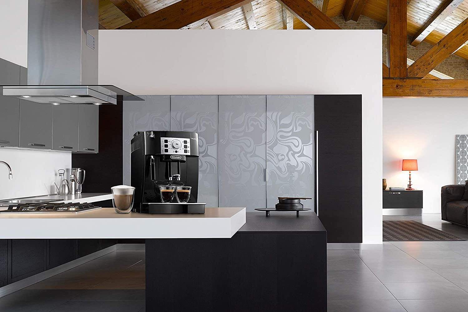 De'Longhi Magnifica S Fully Automatic Coffee Machine ECAM22.110.B