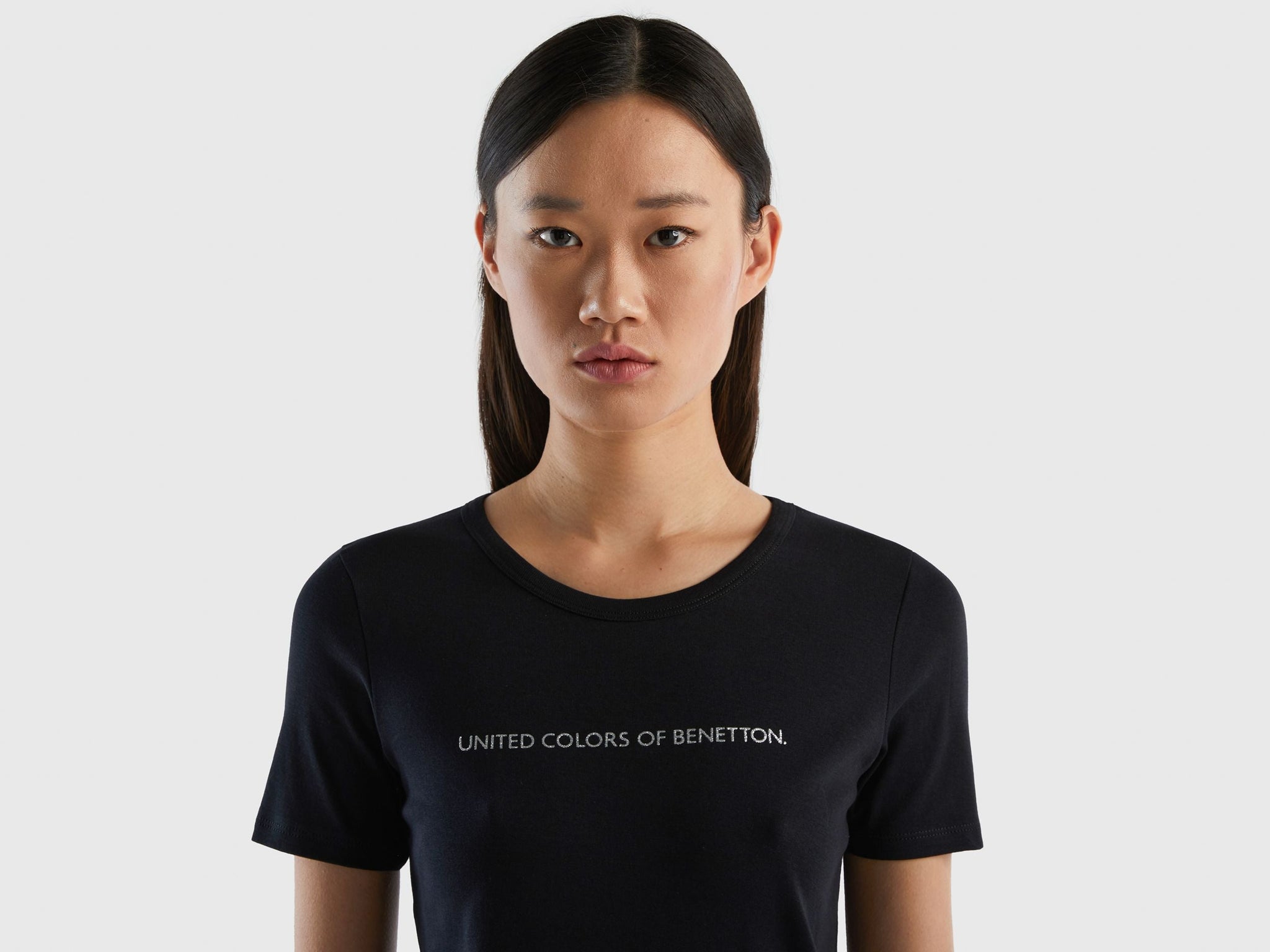 T-shirt in 100% cotton with glitter print logo