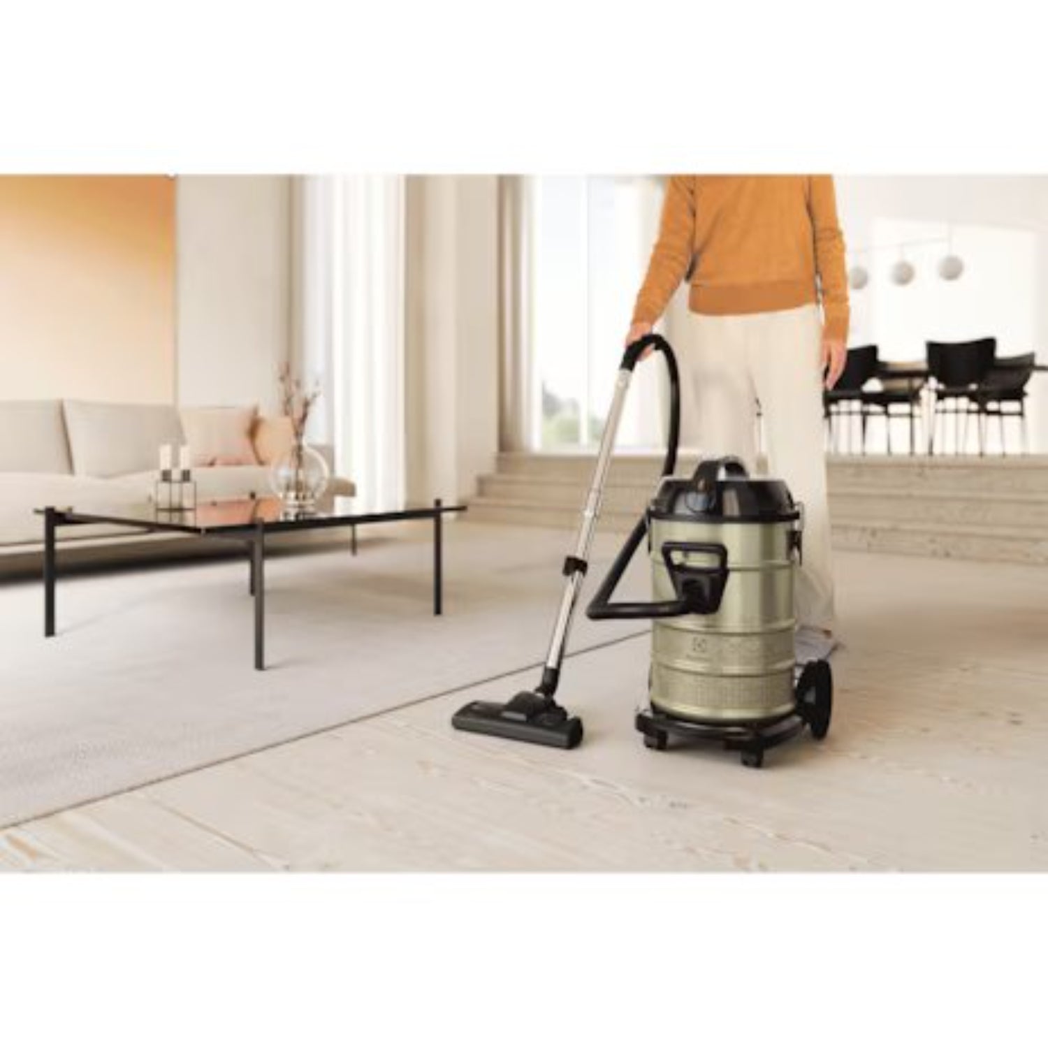 Electrolux Vacuum Cleaner with 23L Dust Bin Capacity