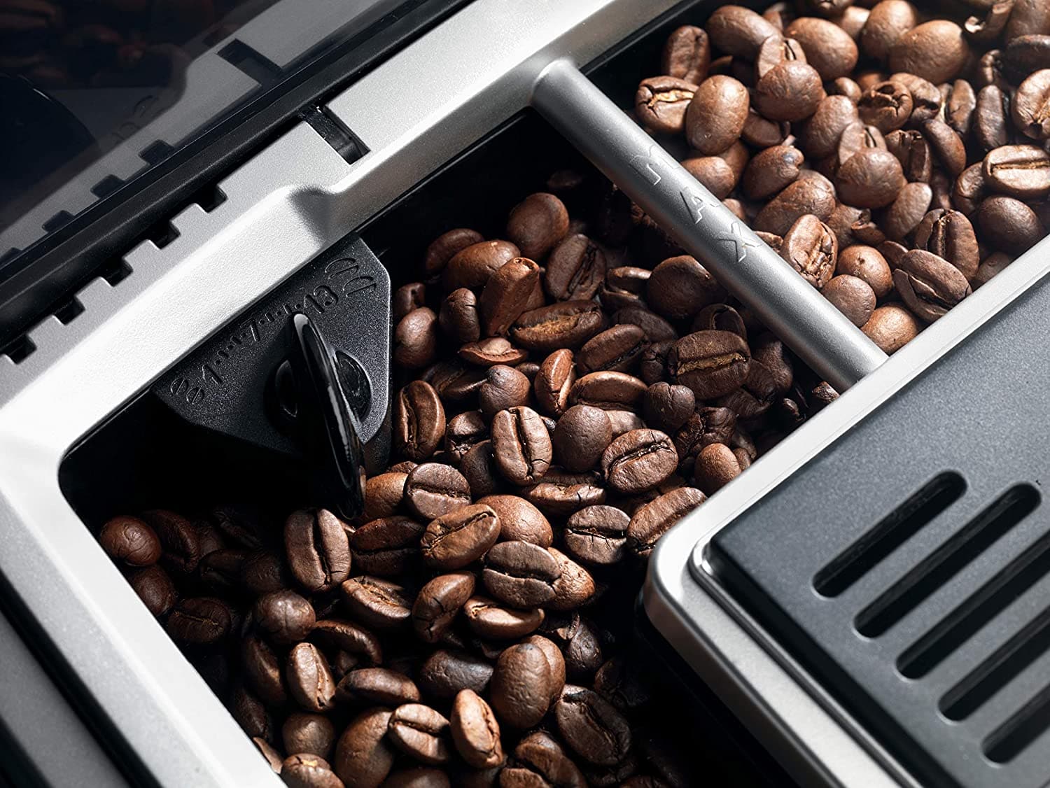 De'Longhi Bean to Cup Automatic Coffee Machine