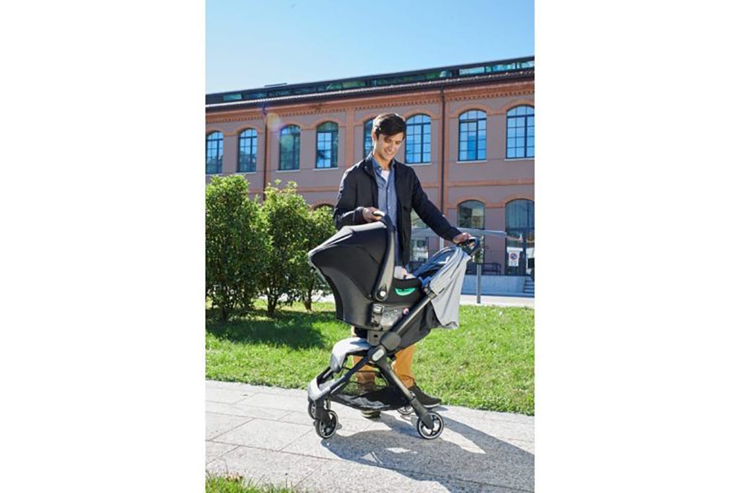 CHICCO WE STROLLER BLACK