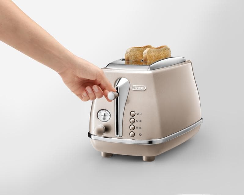 De'Longhi 2 Slice Icona Metallics Toaster