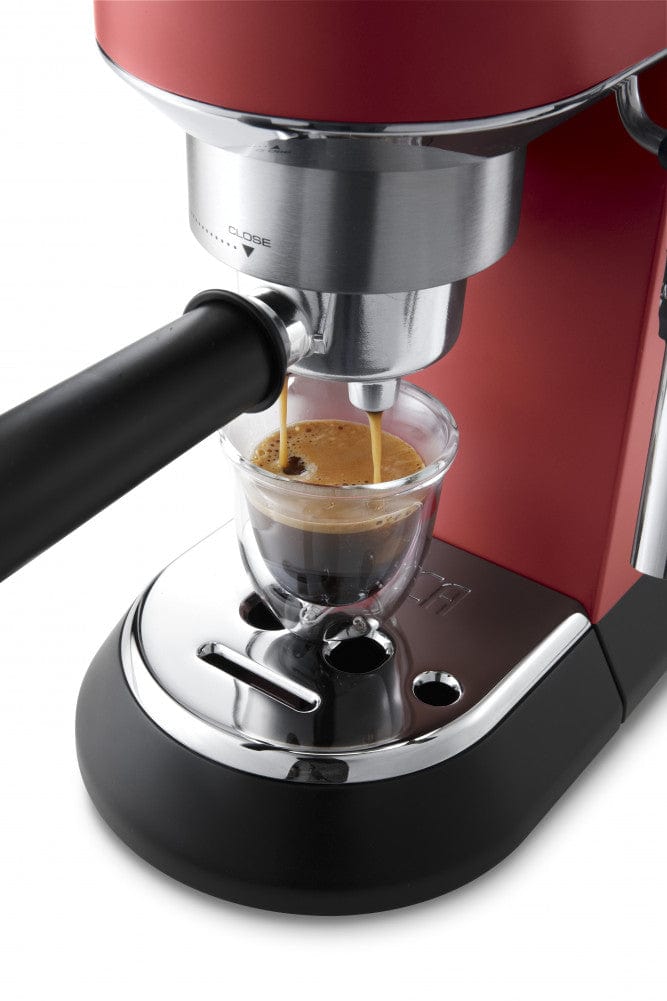 De'Longhi Pump Espresso + Free Electric Coffee Grinder Kg210