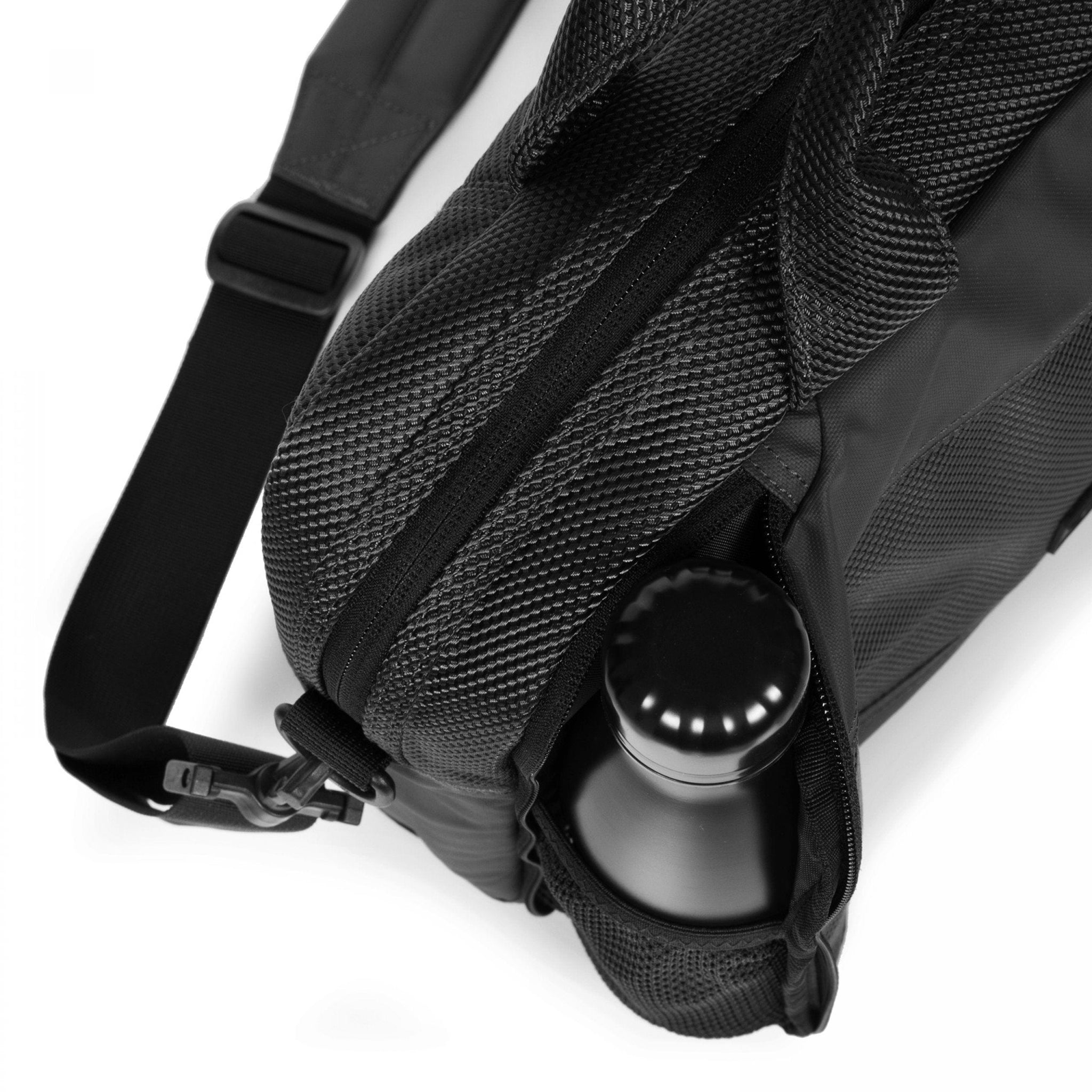 Eastpak Acton Cnnct Coat Laptop Bag