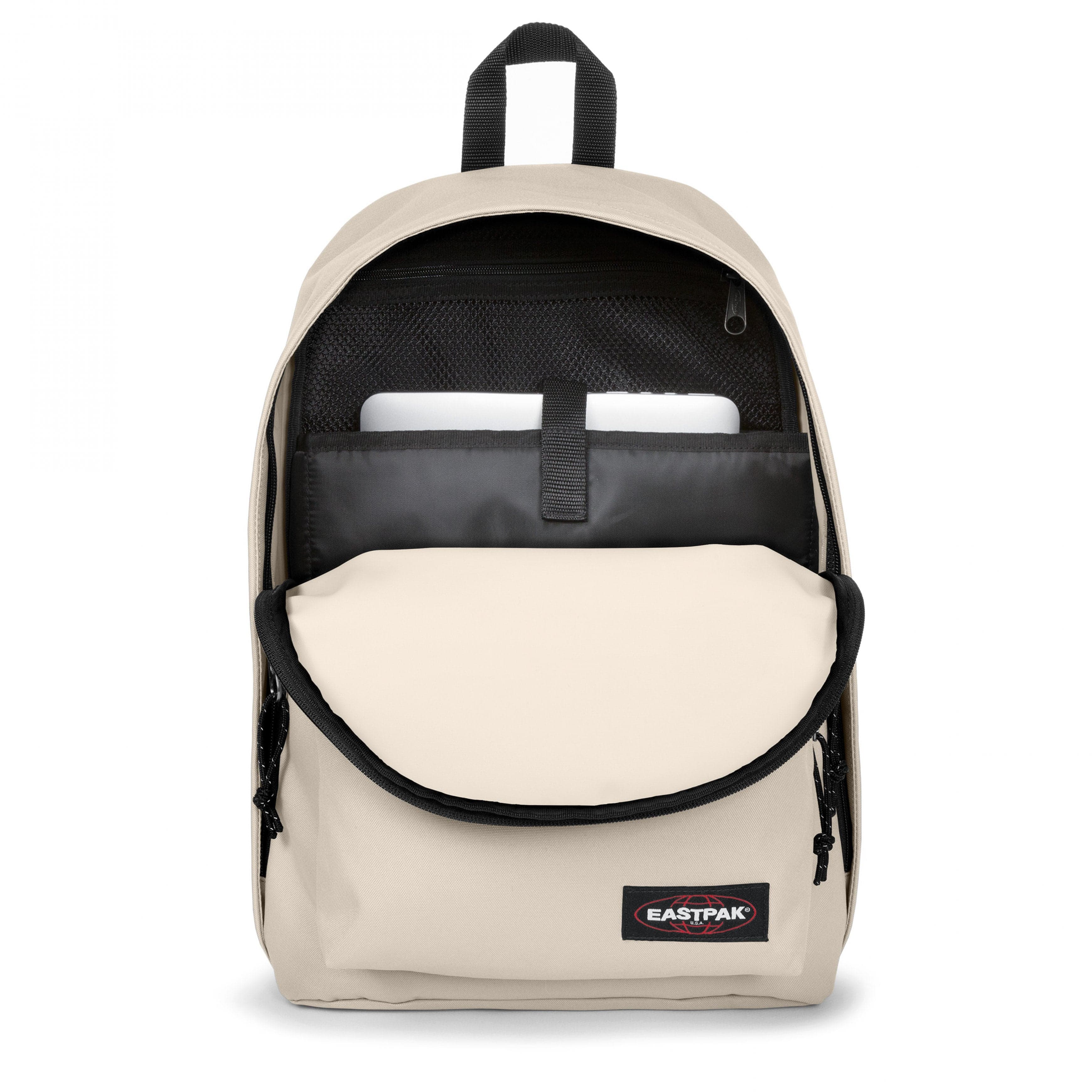 Eastpak beige store