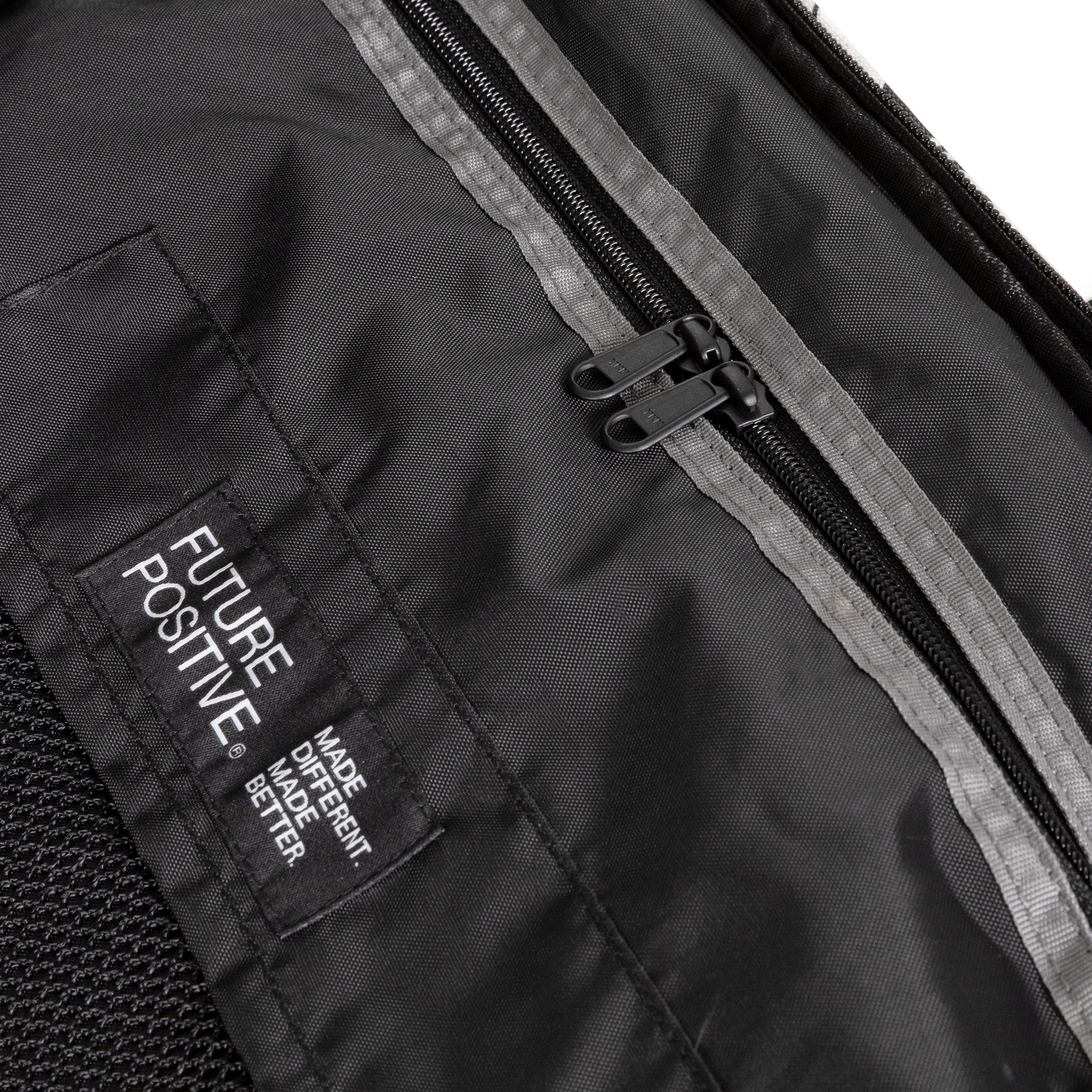Eastpak Transit'R L Smiley Yy Black Large Soft Luggage - EK0A5BA95K21