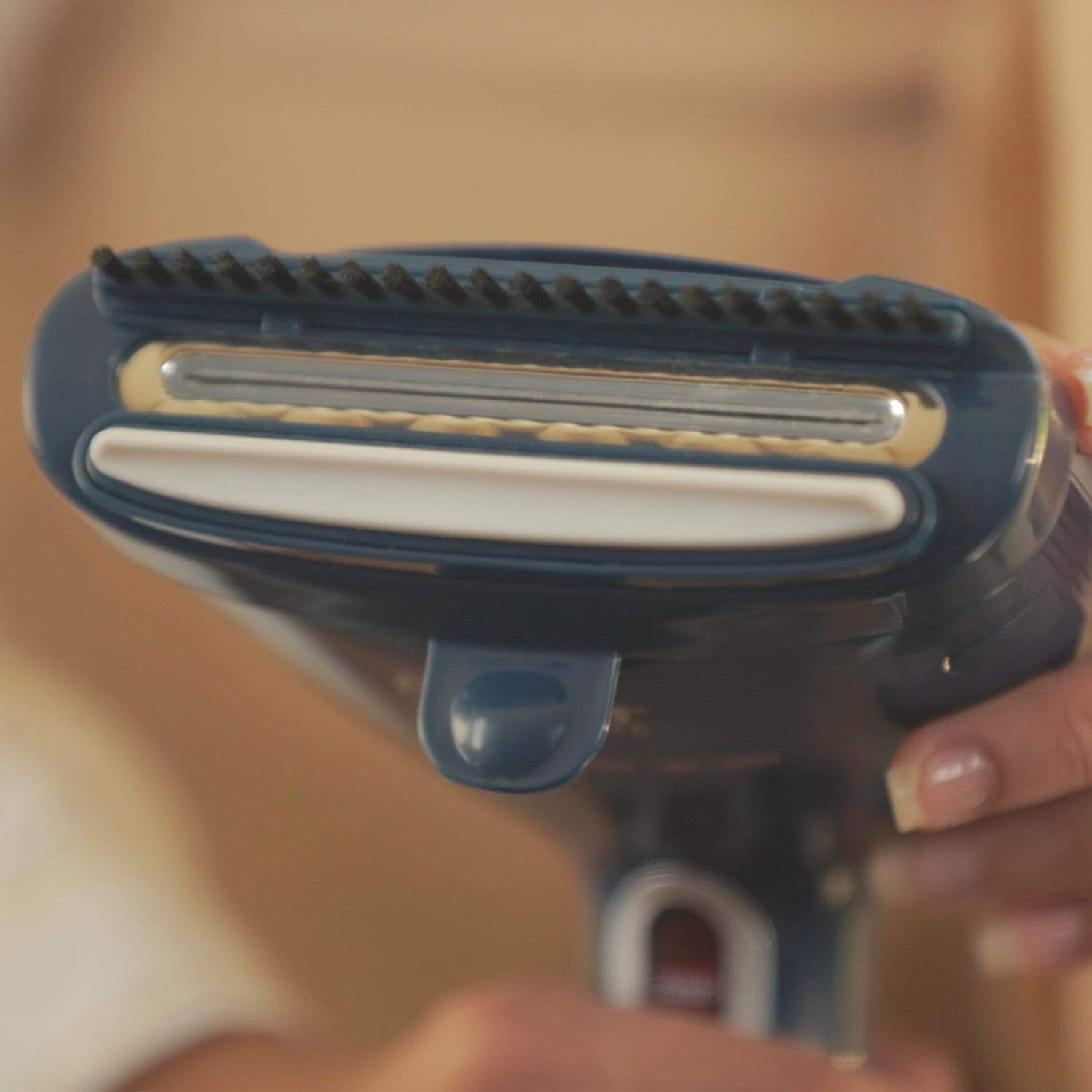 BaByliss Garment Steamer with 4-in-1 Head Design