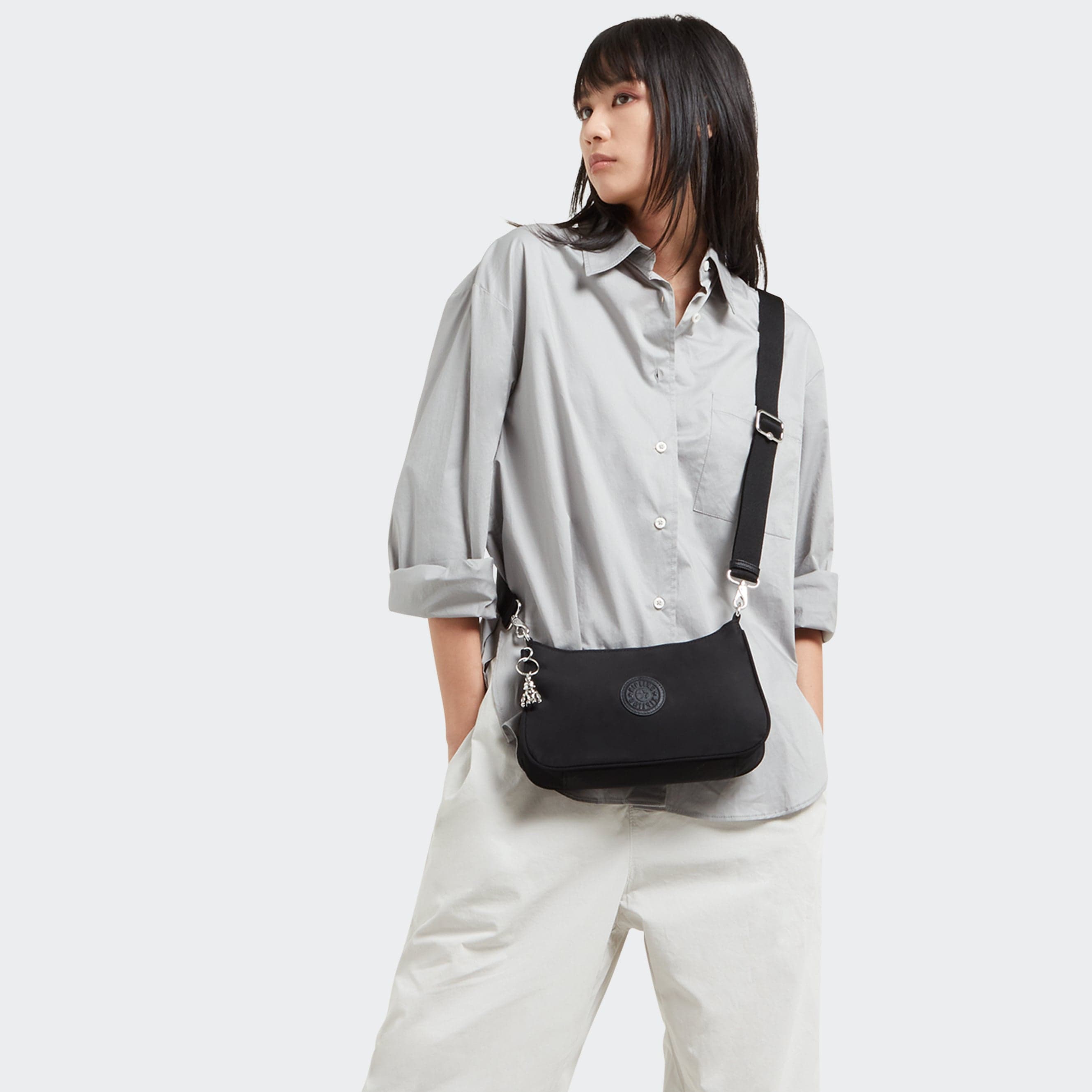 Kipling Lauri Paka Black C Shoulder Bags C2I7608-T79