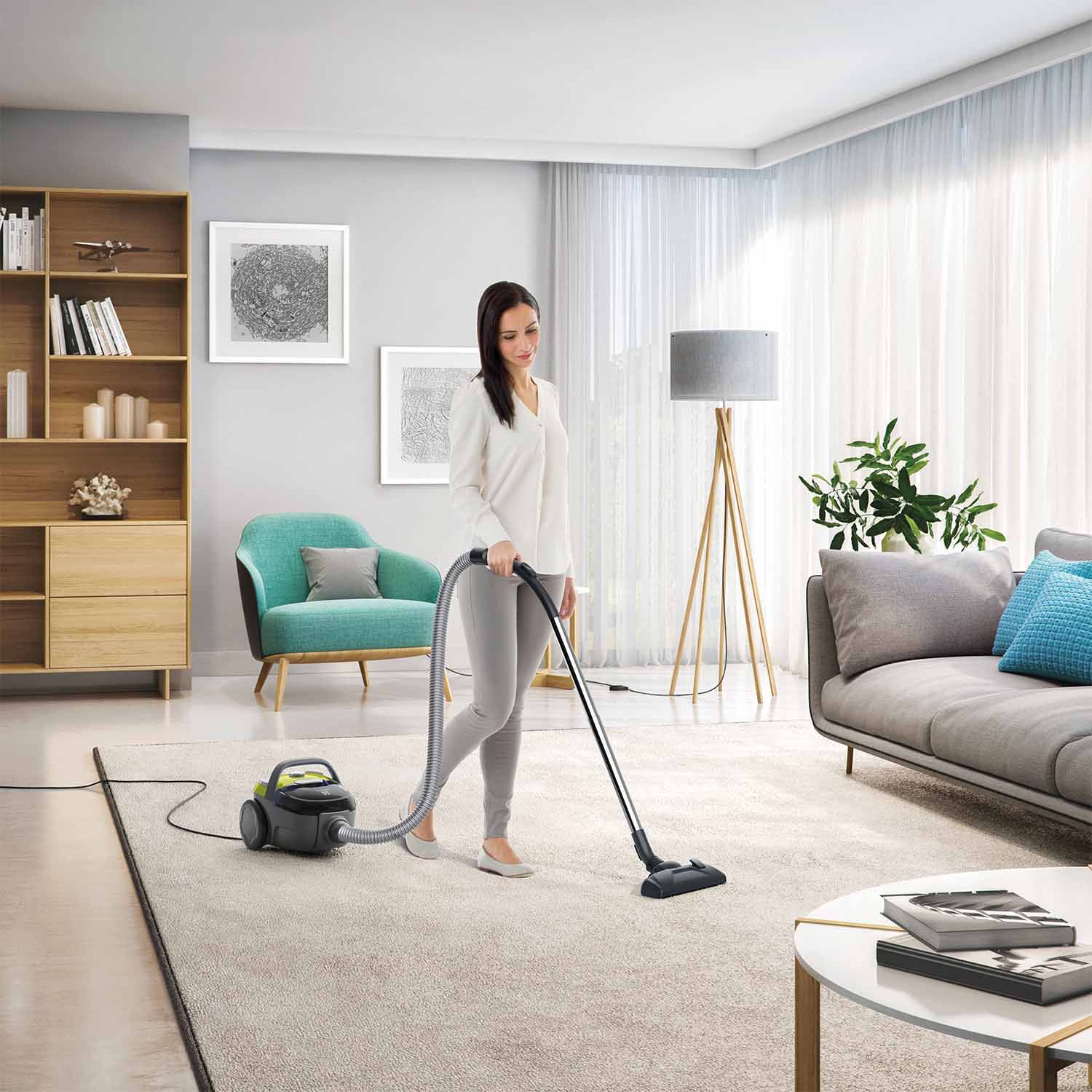 Electrolux CompactGo Cyclonic Bagless Vacuum Cleaner